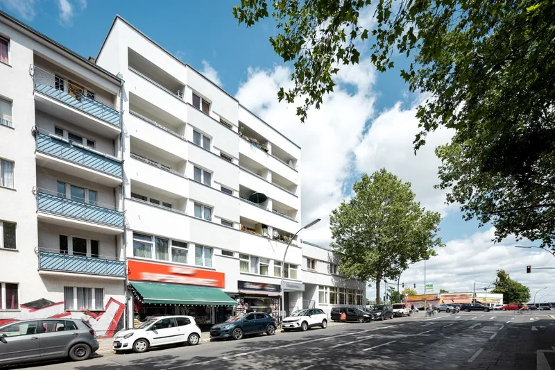 Moderne 2-Zimmer-Wohnung in zentraler Lage mit Balkon! — photo 1